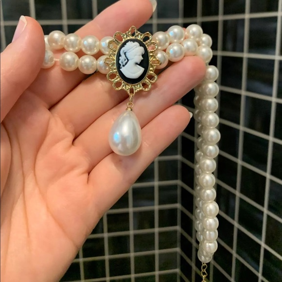 Pearl chocker necklace - Picture 5 of 10